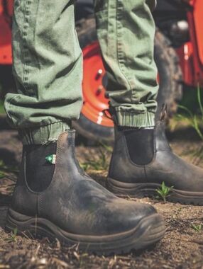 Blundstone 181 Slip-On Work Chukka Boots
